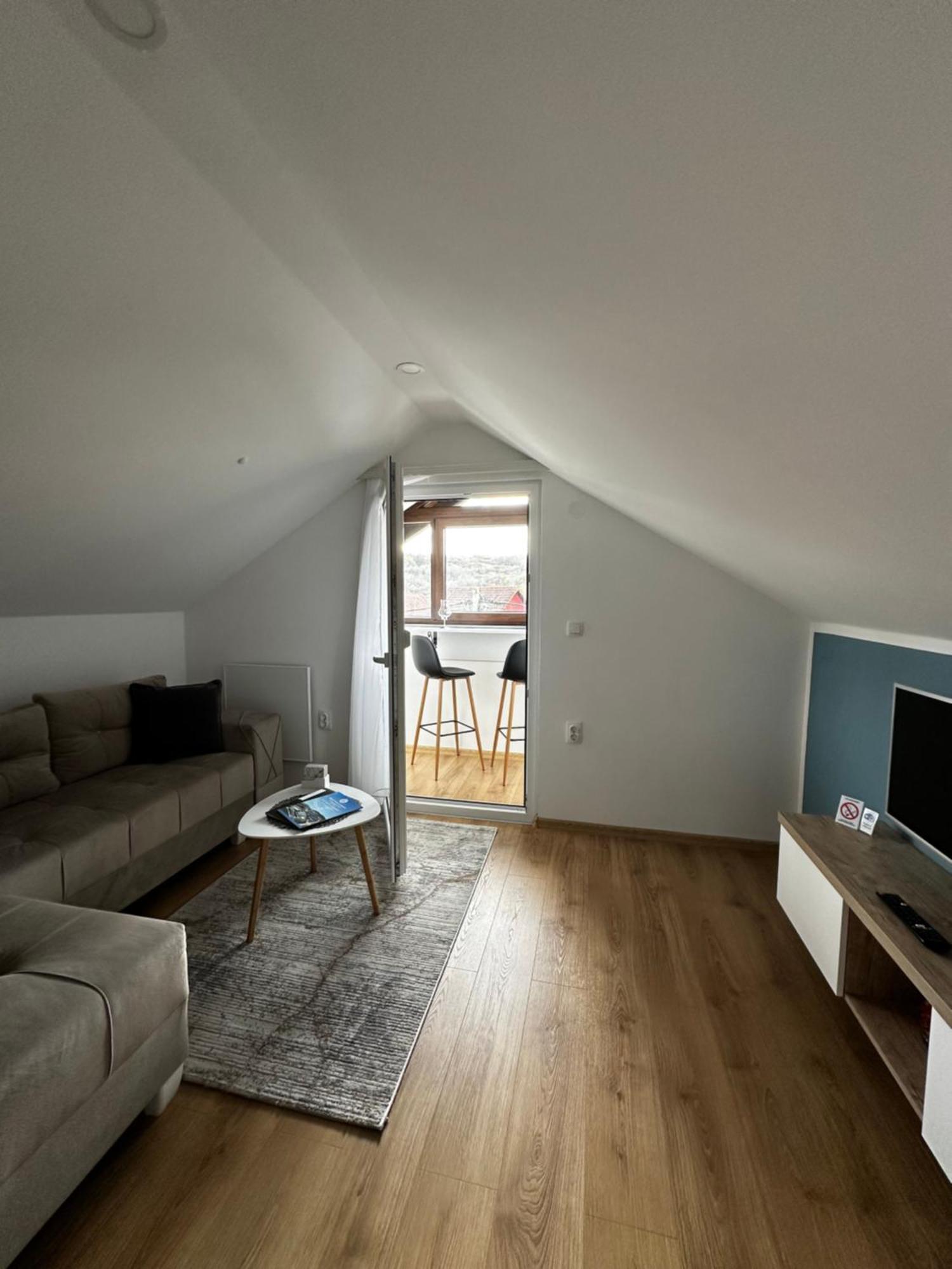 Apartmani Lotus Vrdnik Eksteriør billede