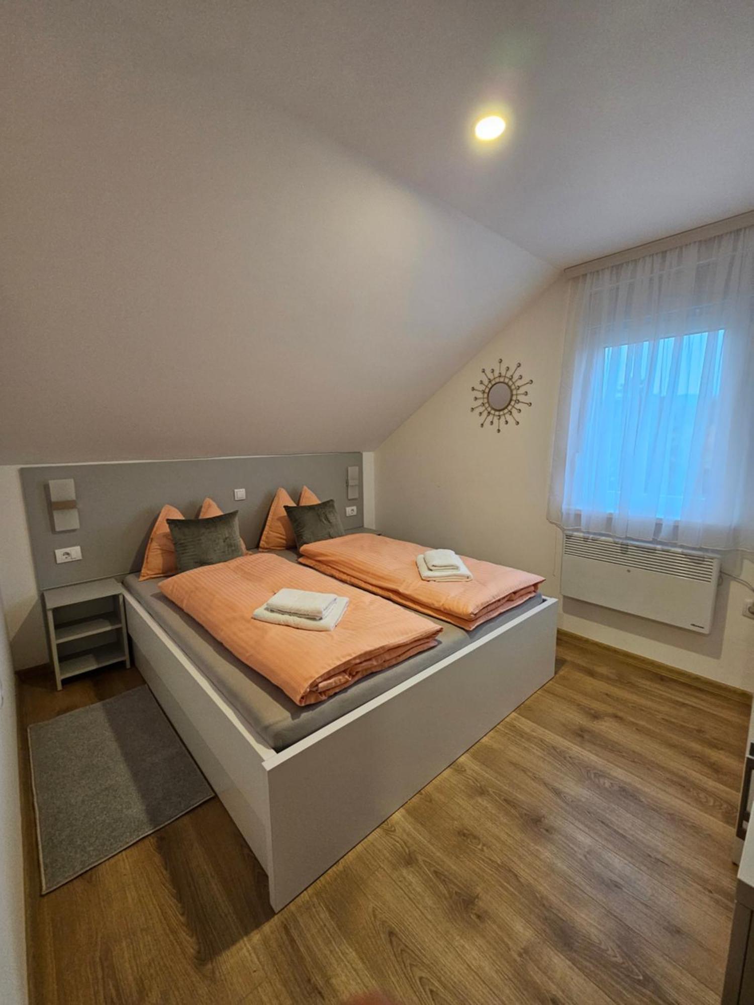 Apartmani Lotus Vrdnik Eksteriør billede