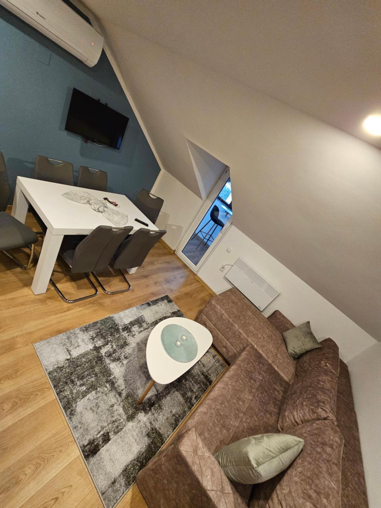 Apartmani Lotus Vrdnik Eksteriør billede